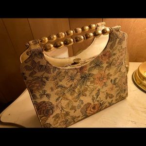 🌹 Unique Vintage Crown Lewis Handbag 🌹